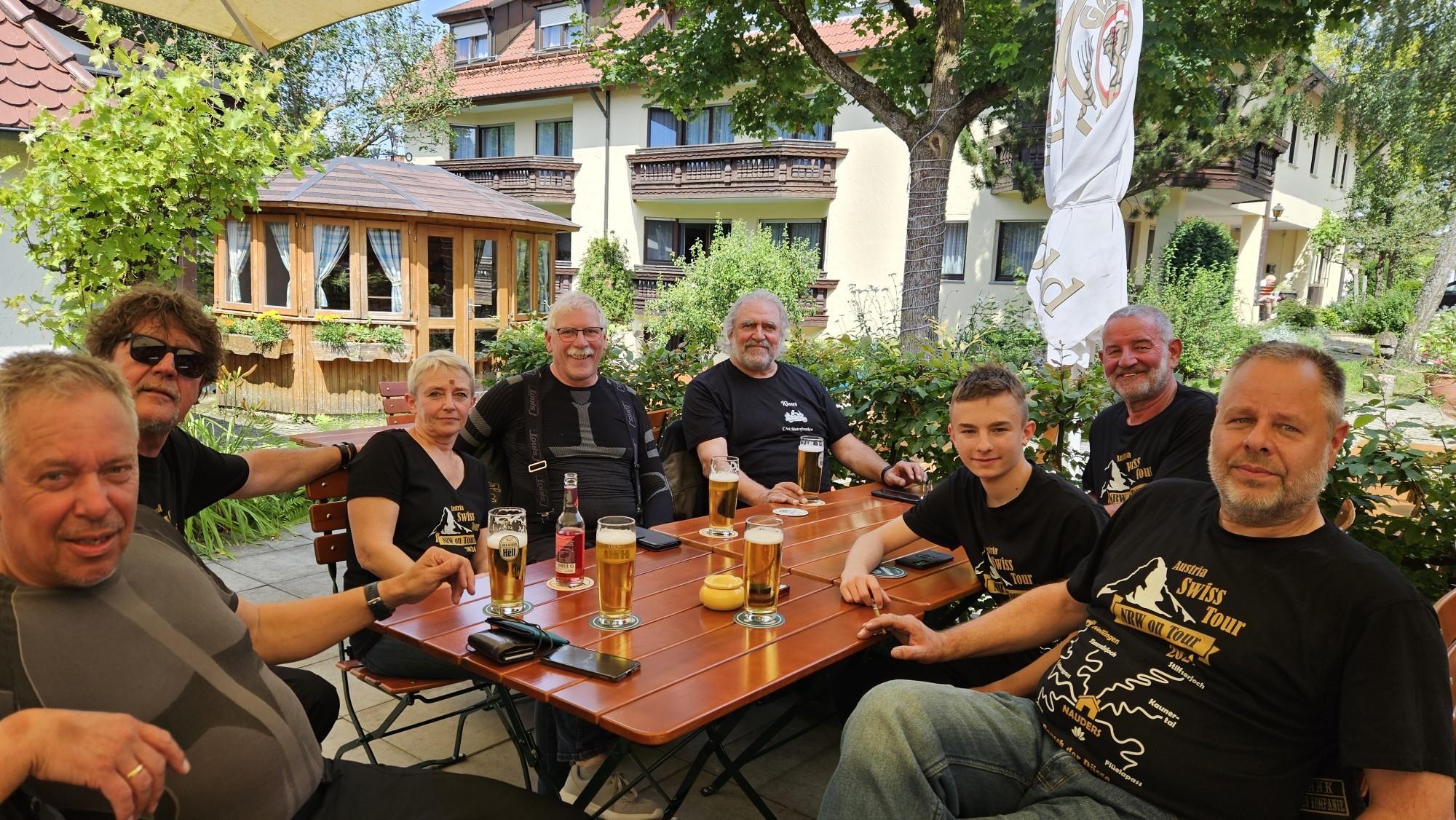 NRW on Tour im Hotel Krone auf der der Schwäbischen Alp Nellingen angekommen